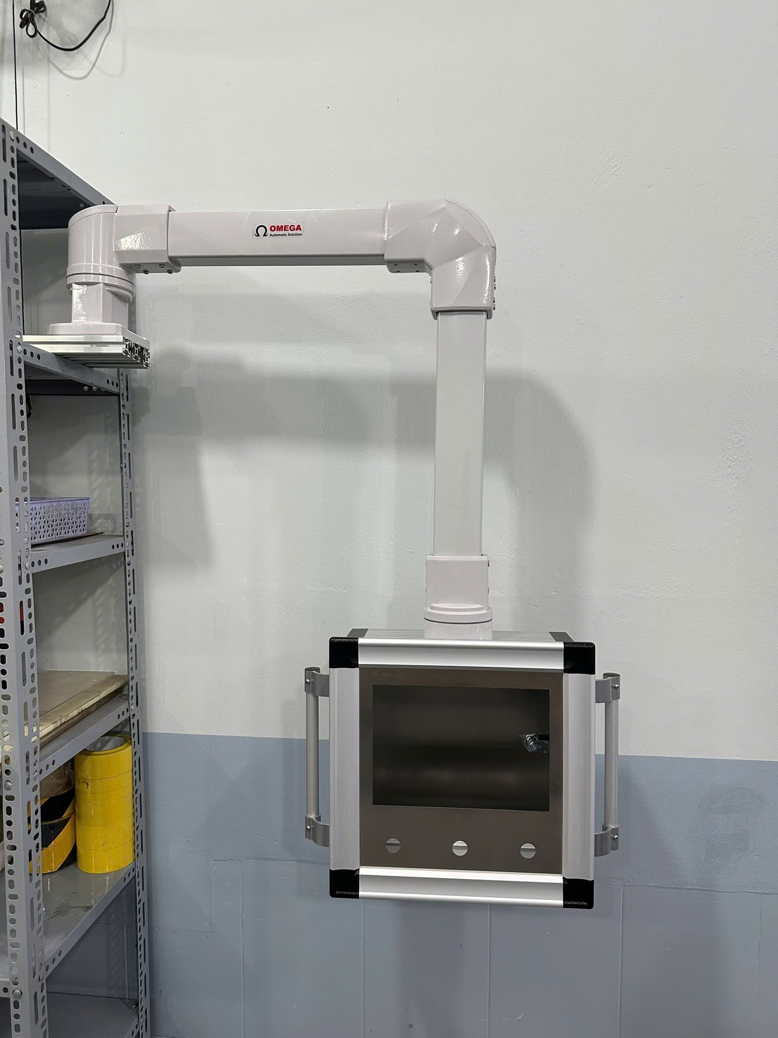 HMI B2 1.jpg